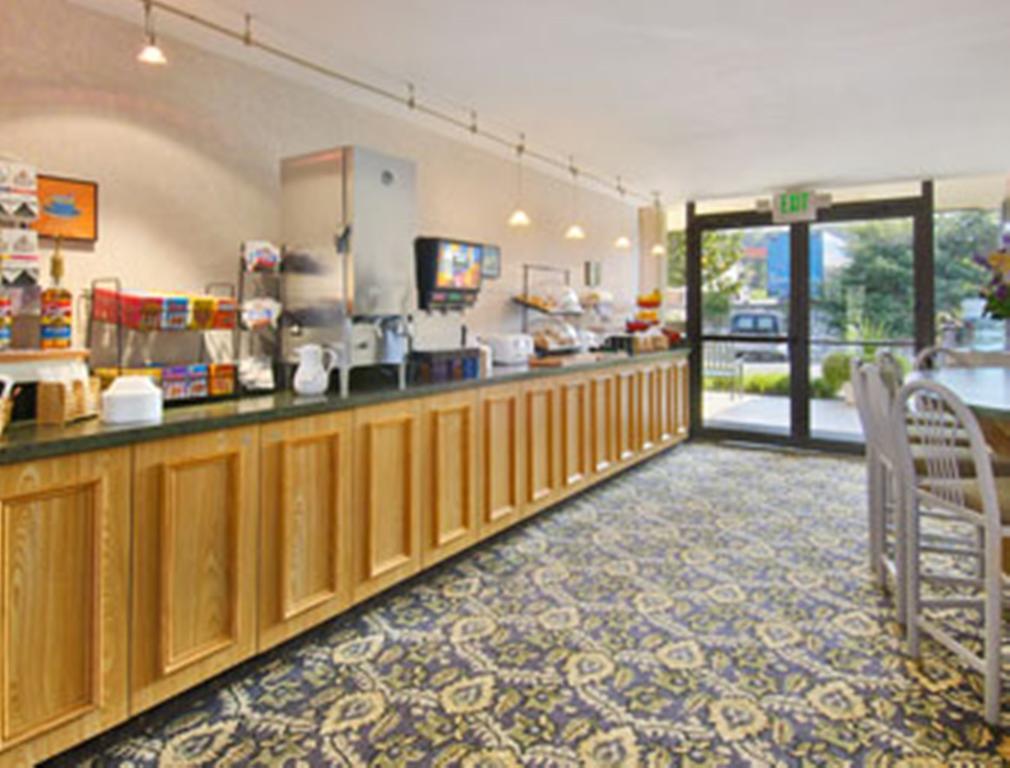 Perryville Hotel 餐厅 照片